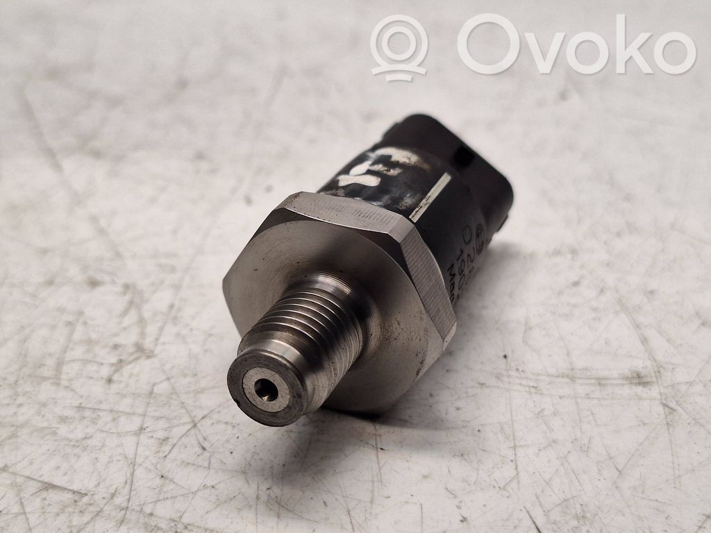 BMW 5 E39 Kraftstoffdrucksensor 