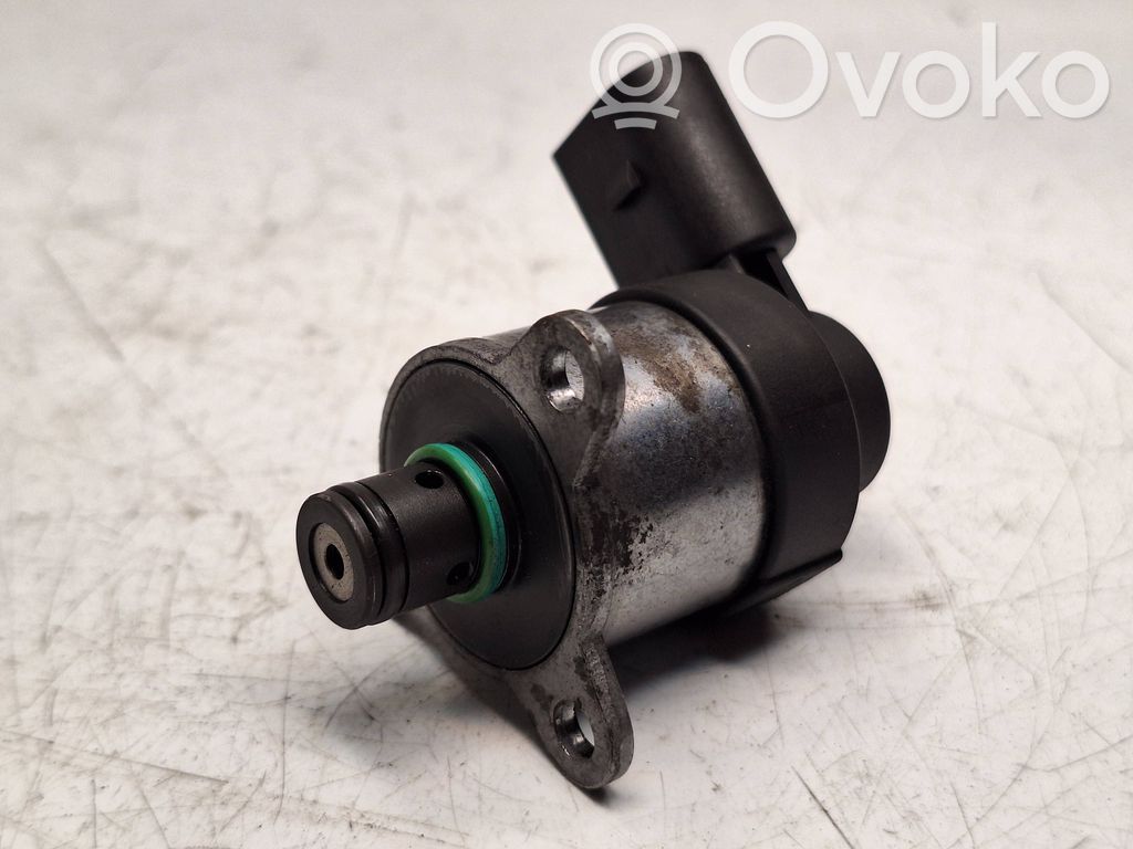 Sensor de presión de combustible   0928400560,13517787186