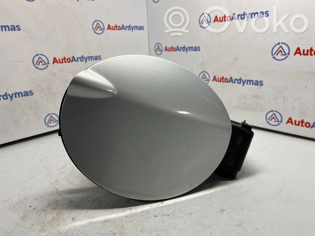 BMW 1 E81 E87 Fuel tank cap lock 