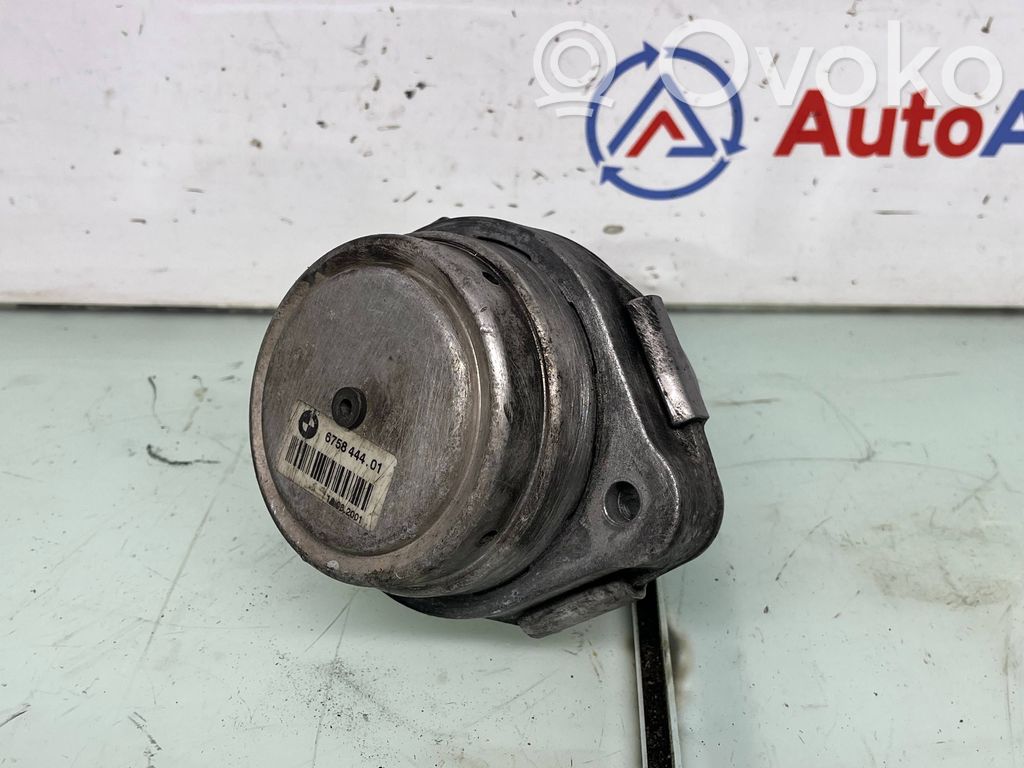BMW X5 E53 Engine mount bracket 