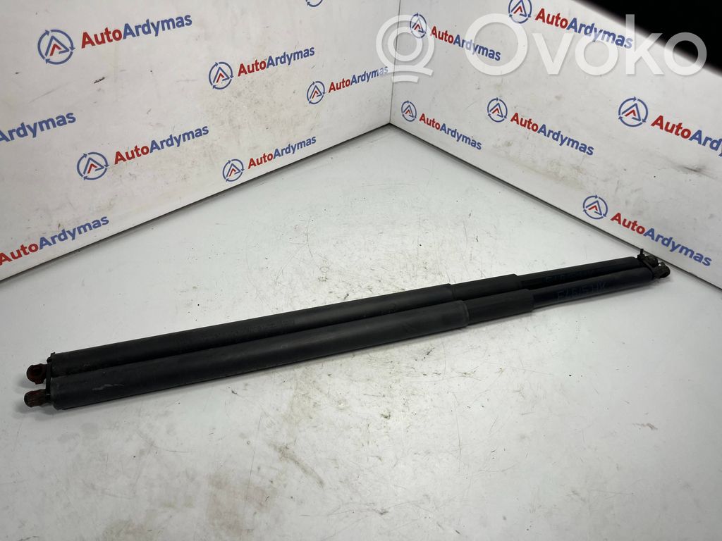 BMW 3 E46 Tailgate/trunk strut/damper 