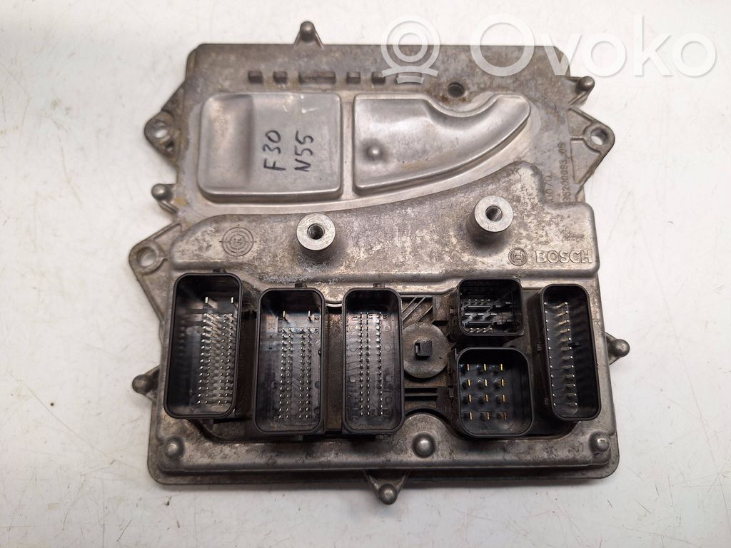 BMW 3 F30 F35 F31 Variklio valdymo blokas 