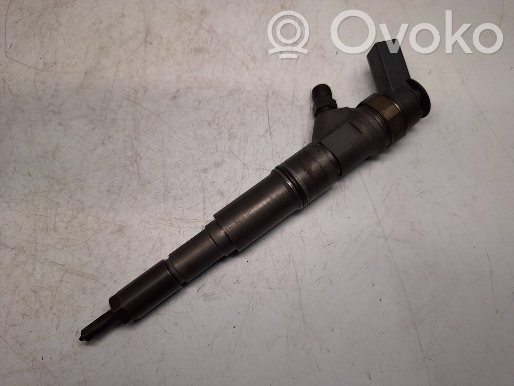 BMW 5 E60 E61 Fuel injector 