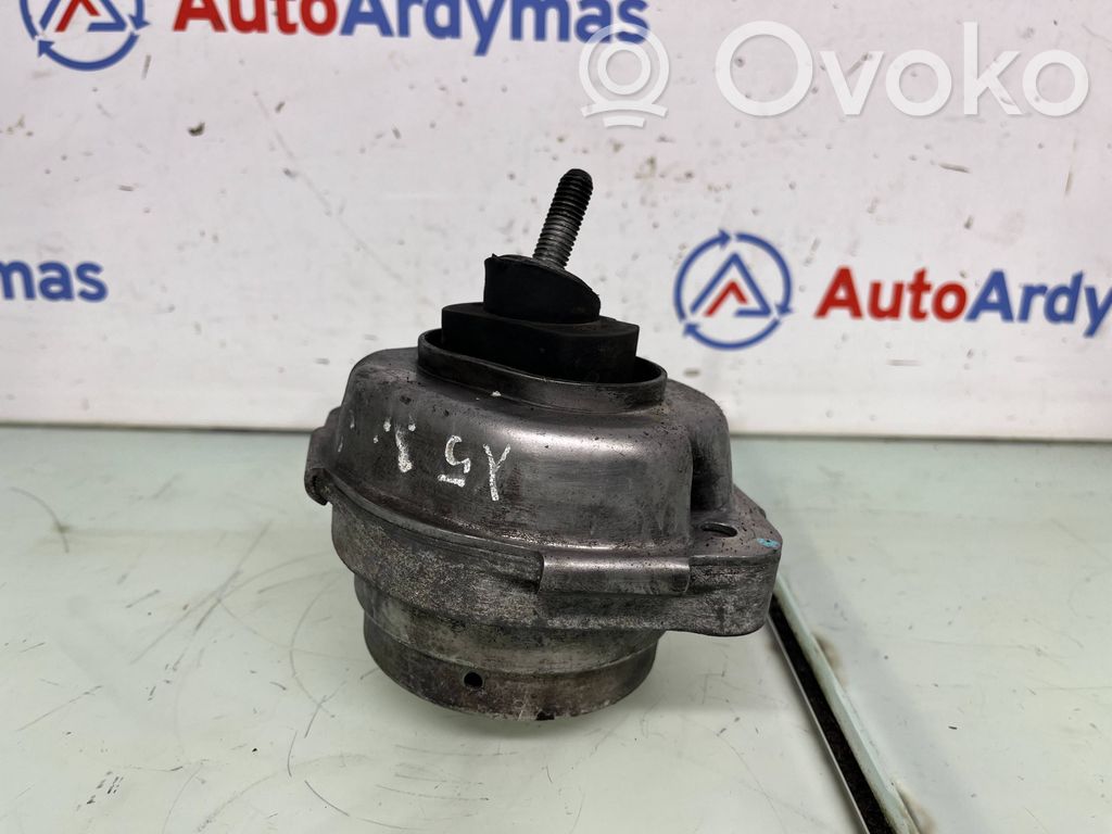 BMW X5 E53 Engine mount bracket 