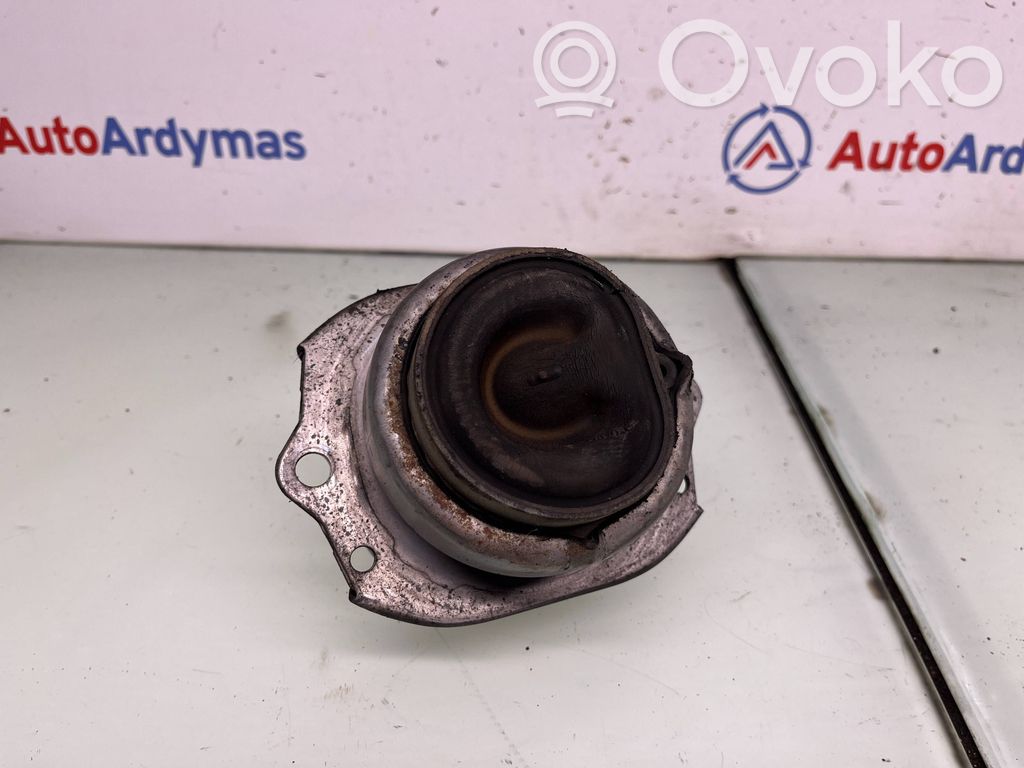 Engine mount bracket   6780259,6780259,6865145,22116865145