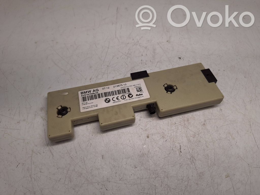 BMW 1 E82 E88 Aerial antenna amplifier 