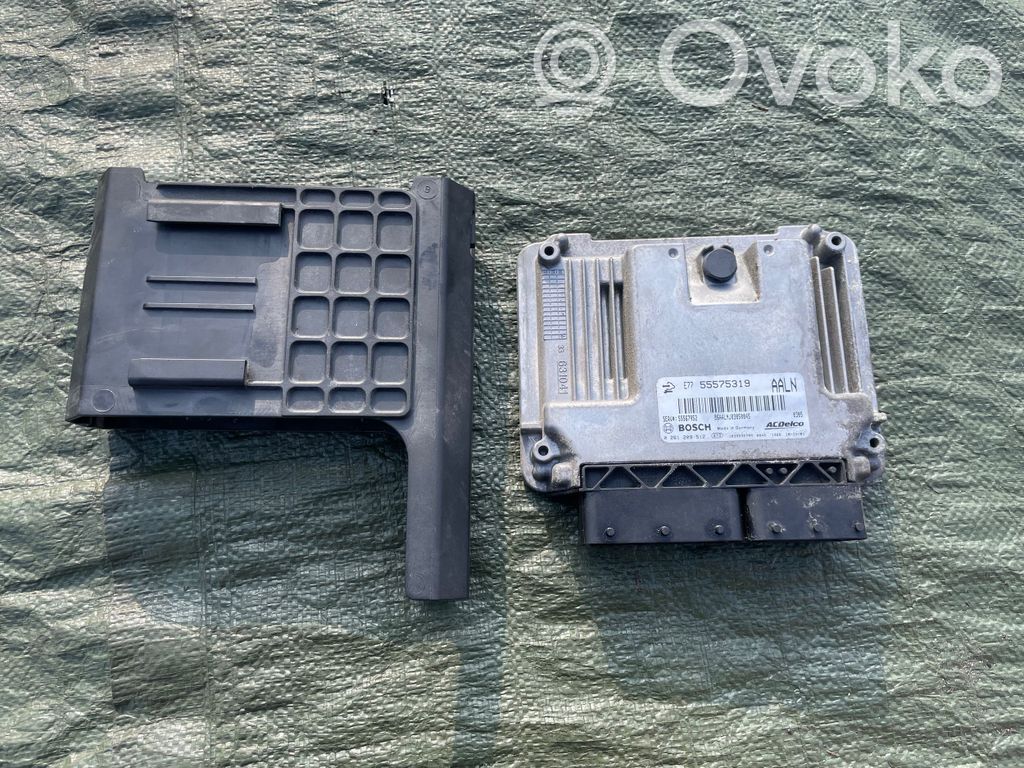 Opel Insignia A Engine control unit/module 