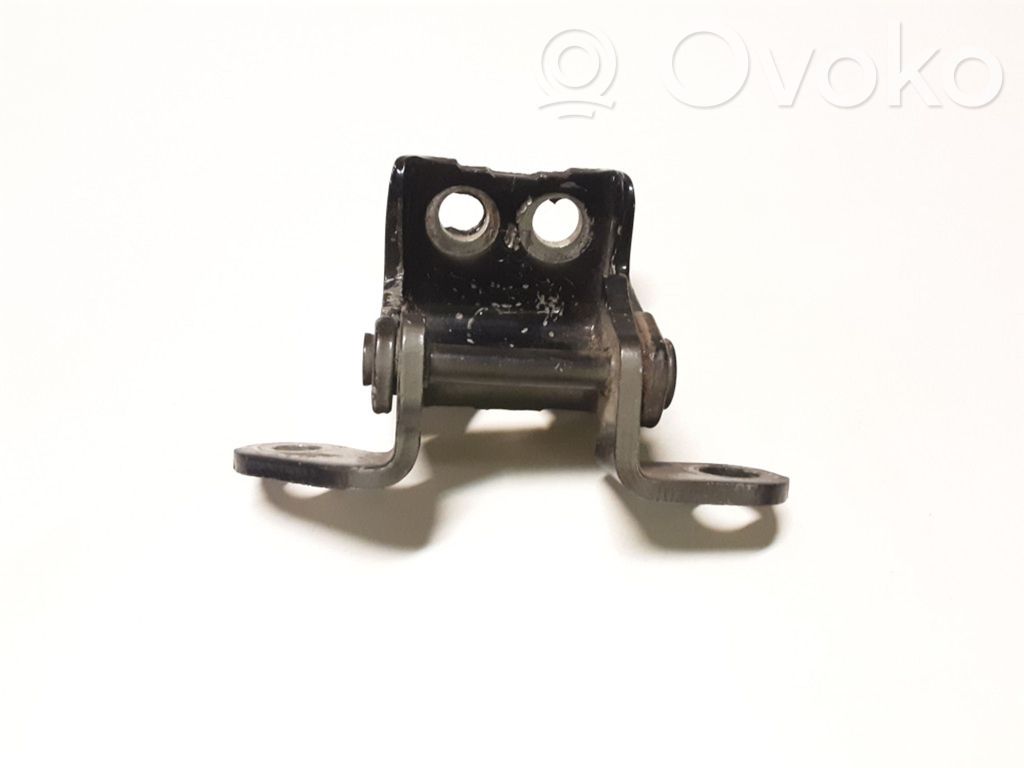 Rear door upper hinge