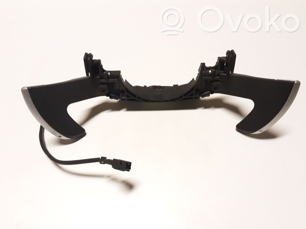 Peugeot 3008 I Steering wheel buttons/switches 