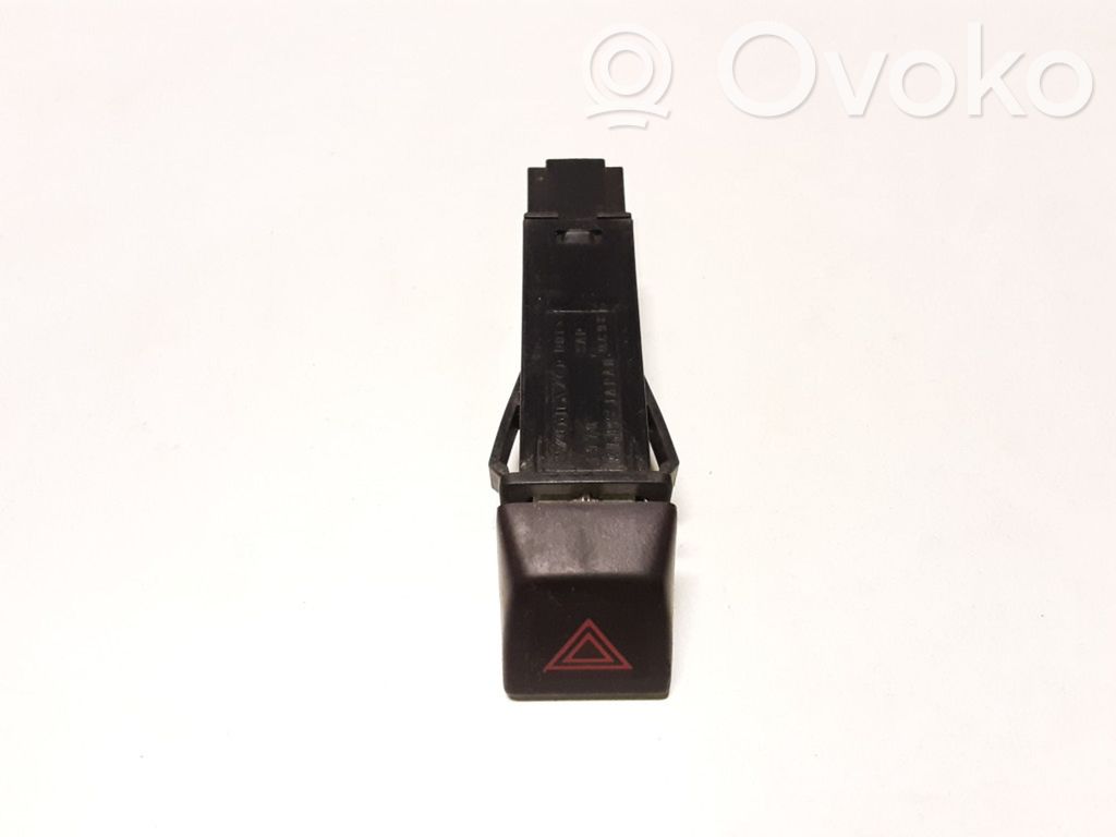 Hazard light switch   30739296,09W282