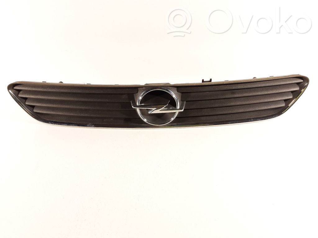 Opel Astra G Etusäleikkö 