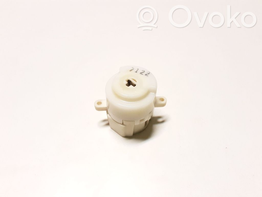 Nissan Qashqai Ignition lock contact 