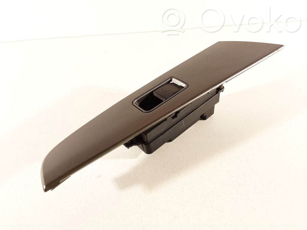 Mazda 3 I Electric window control switch 