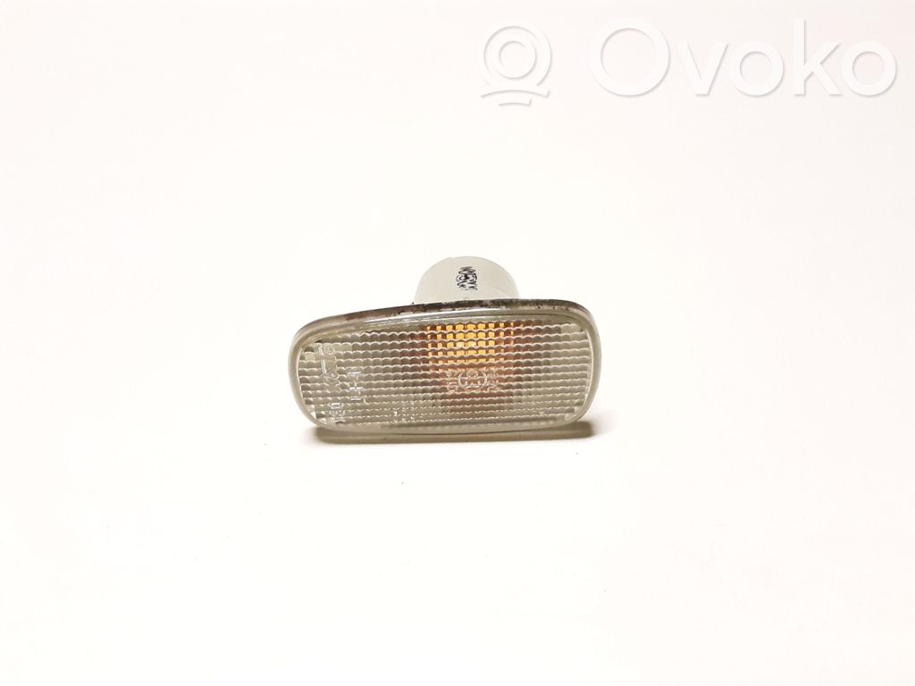Toyota Land Cruiser (J120) Sparno posūkio žibintas 