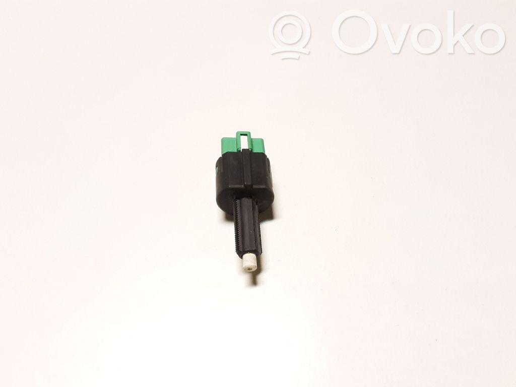Citroen C-Crosser Brake pedal sensor switch 