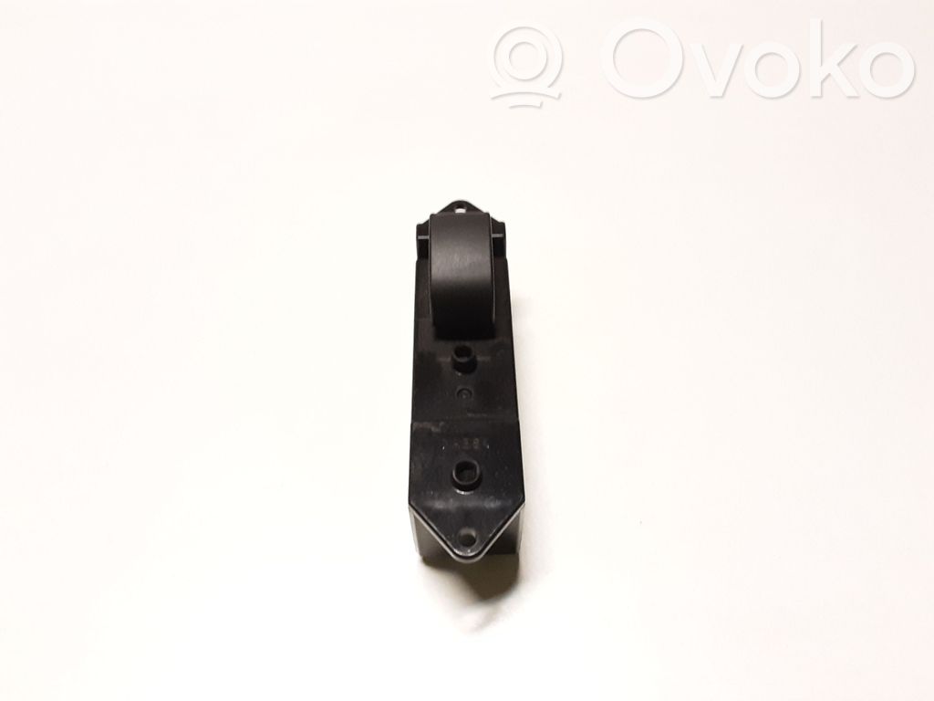 Mitsubishi Outlander Electric window control switch 