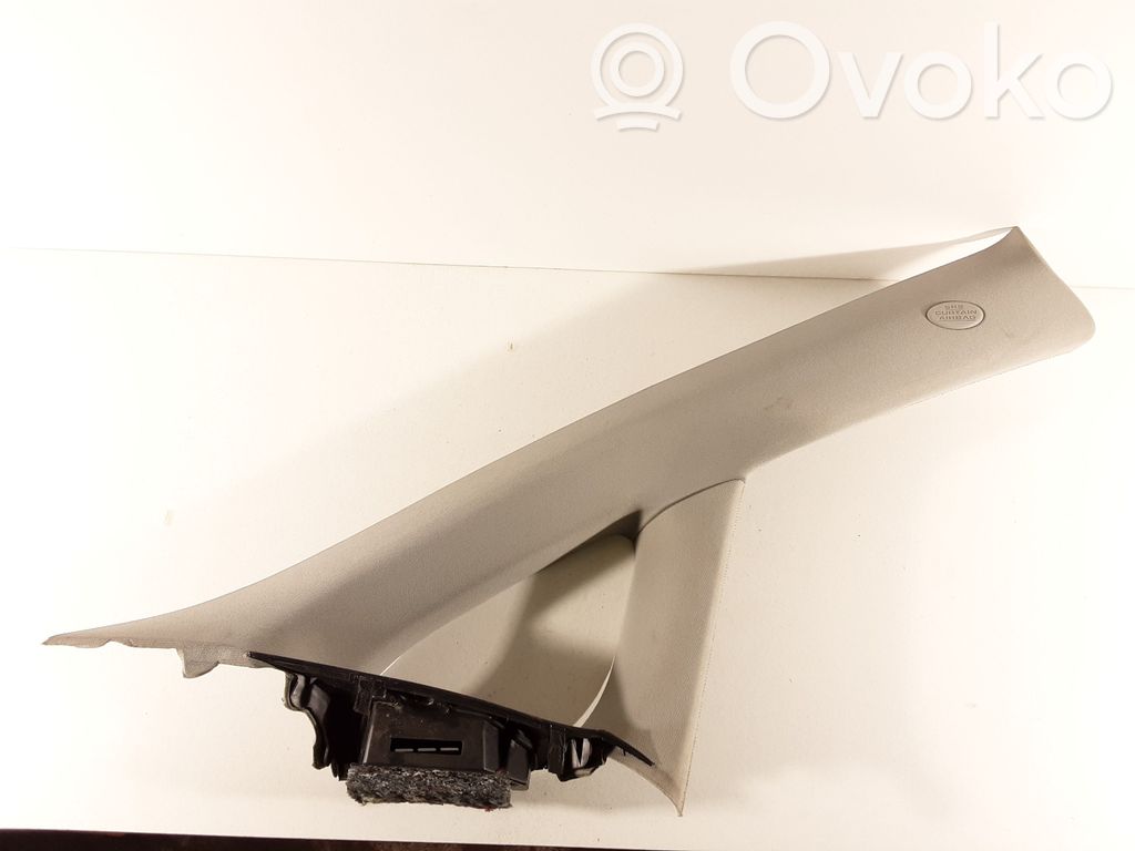 Toyota Verso Osłona słupka szyby przedniej / A 