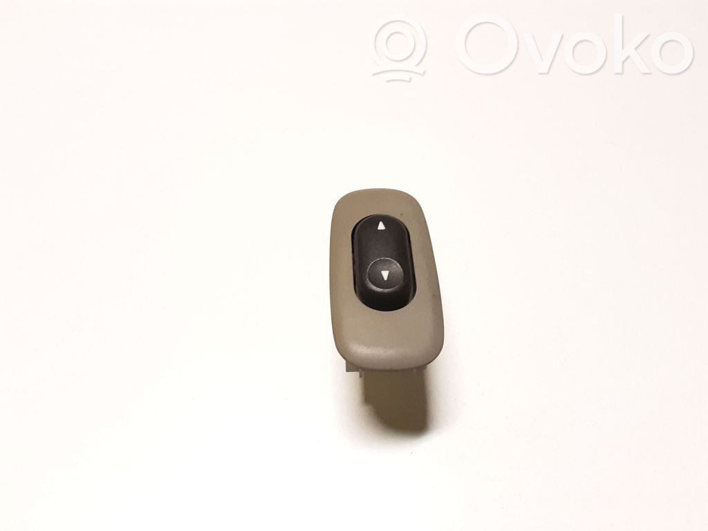 Mazda Tribute Electric window control switch 