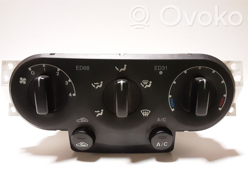 Ford Maverick Climate control unit 