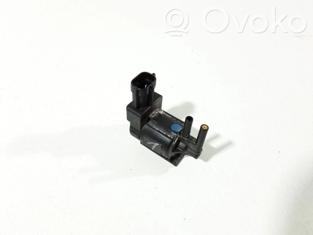 Mazda 5 Vacuum valve 