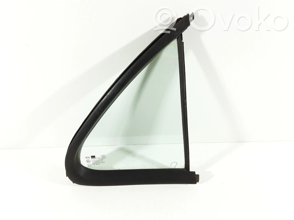 KIA Sorento Rear vent window glass 