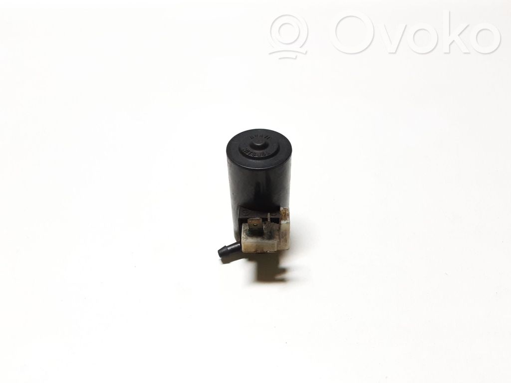 Suzuki Grand Vitara II Windscreen/windshield washer pump 