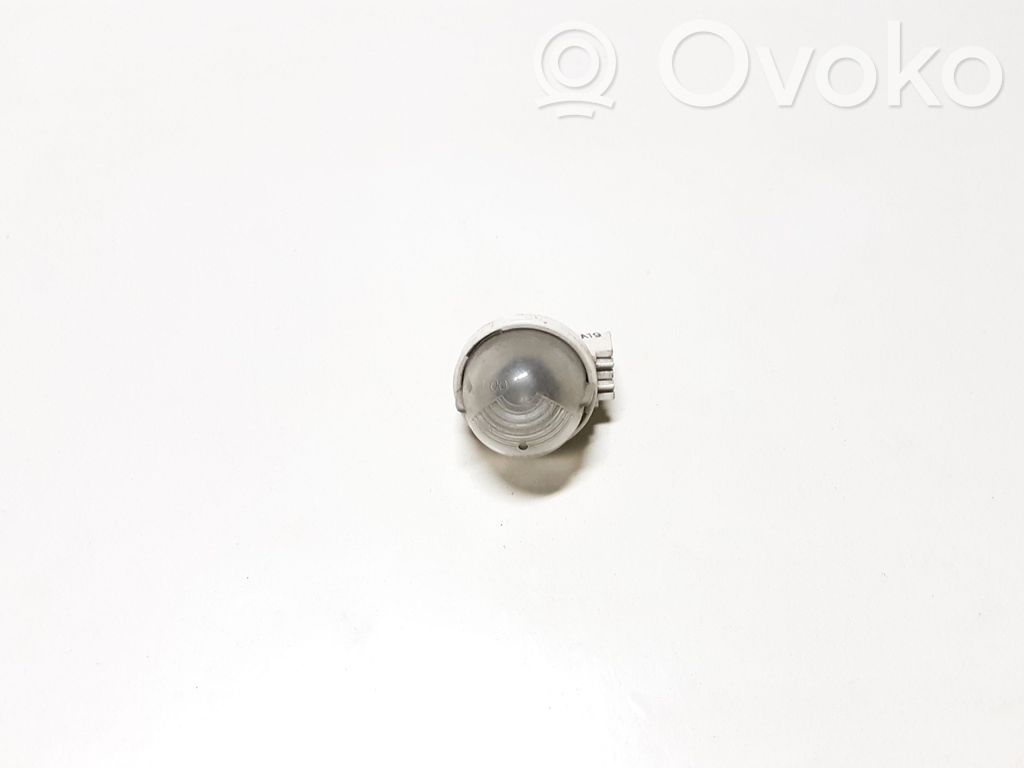 Suzuki Grand Vitara II Lampa oświetlenia tylnej tablicy rejestracyjnej 