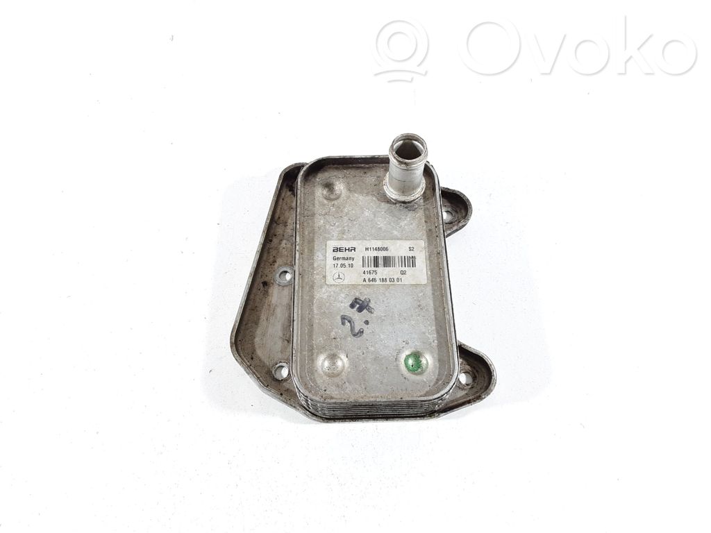 Jeep Grand Cherokee (WJ) Oil filter mounting bracket 