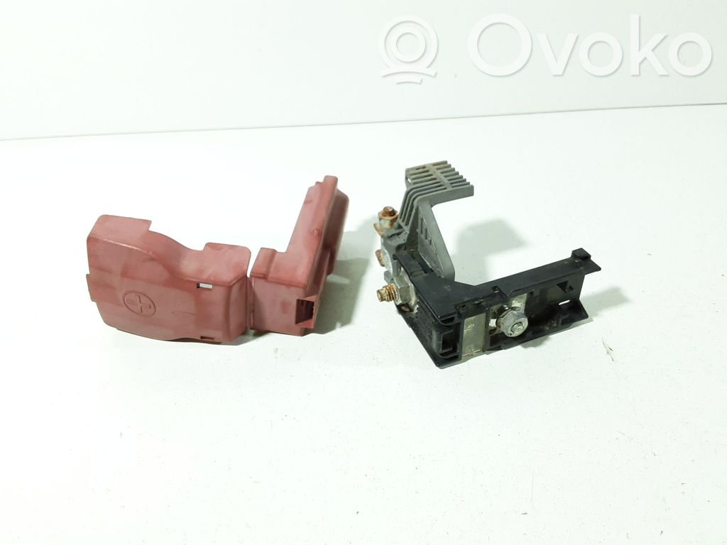 Toyota Prius (XW30) Cableado positivo 