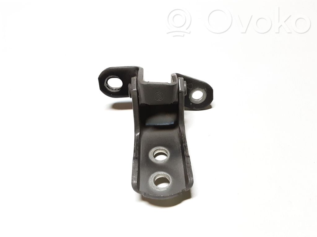 Front door upper hinge   1R