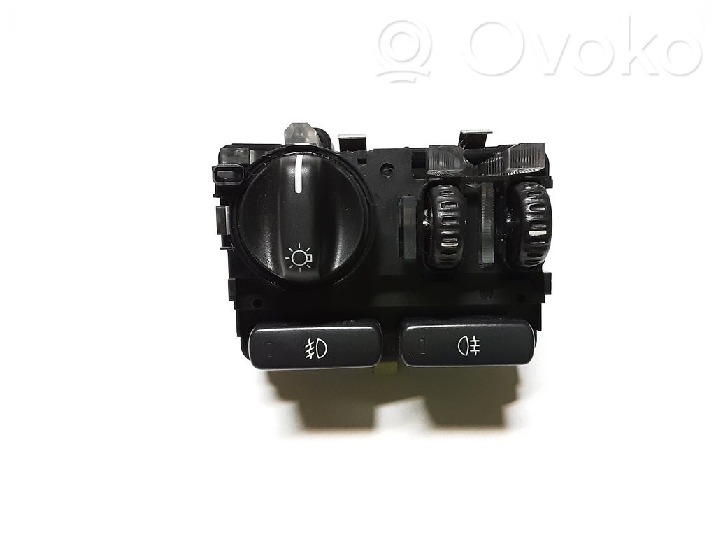 Volvo XC90 Light switch 