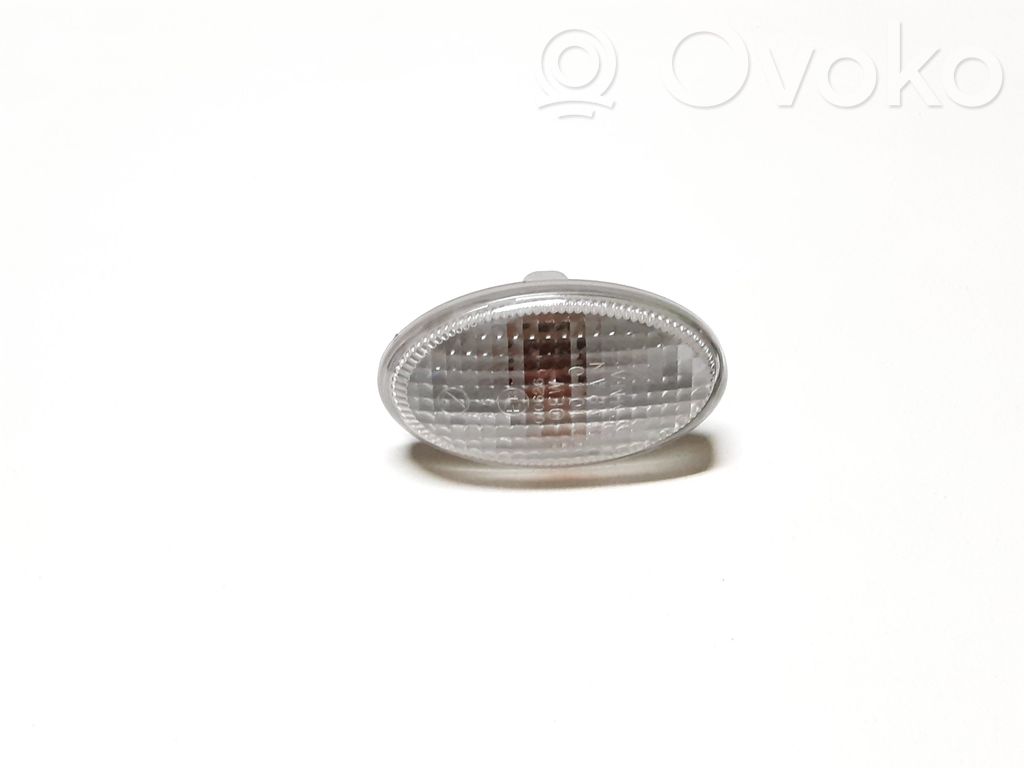 Seitenblinker   21040,010626