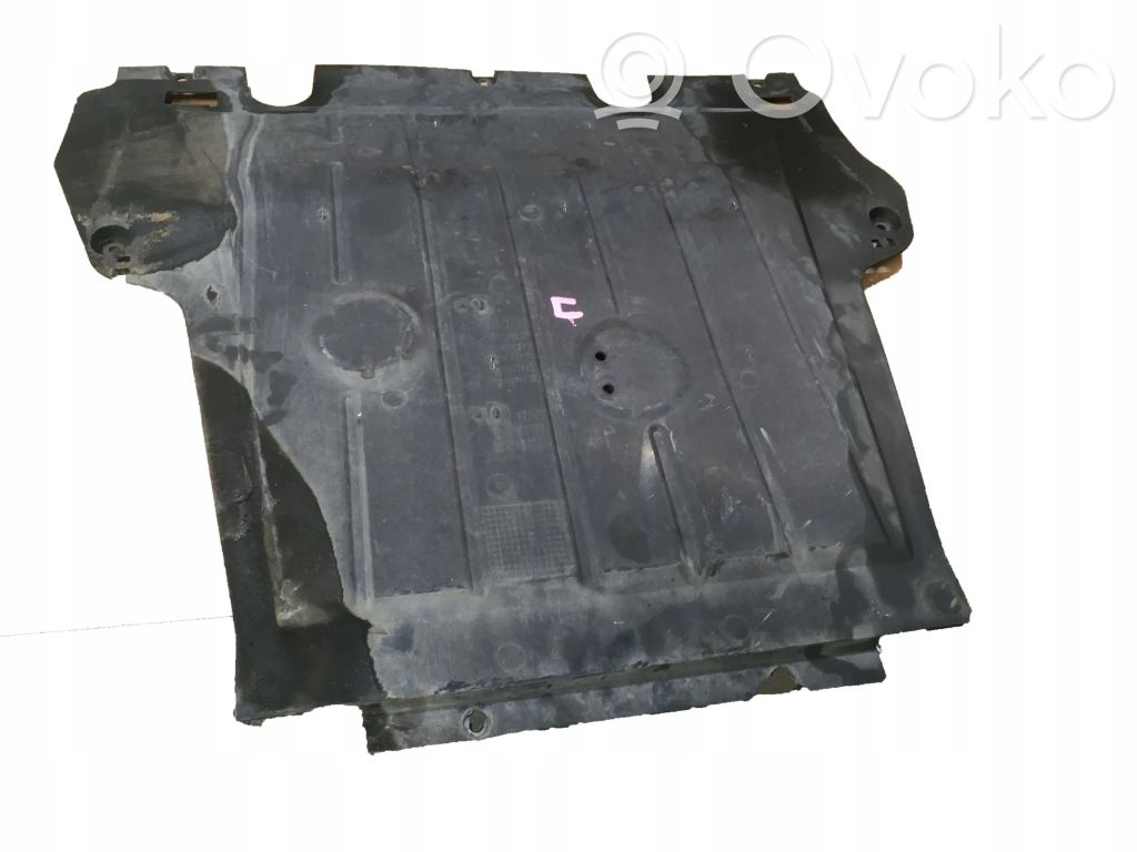 Renault Captur Engine splash shield/under tray 