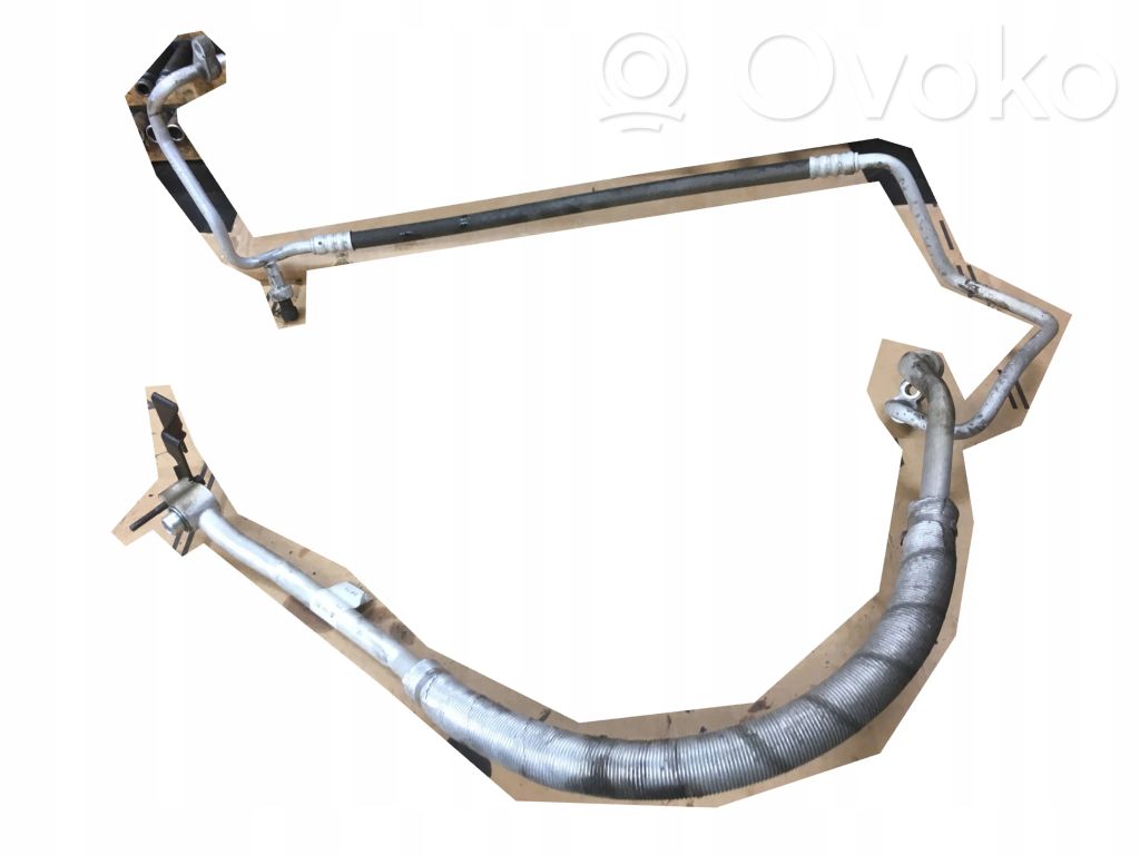 Chevrolet Captiva Ilmastointilaitteen putki (A/C) 