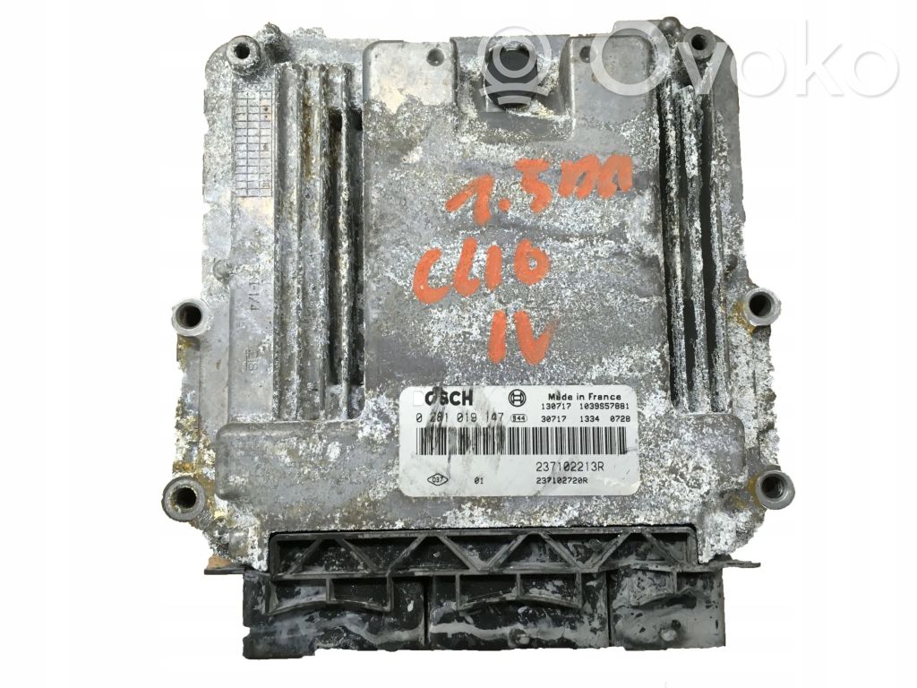 Renault Clio IV Engine control unit/module 