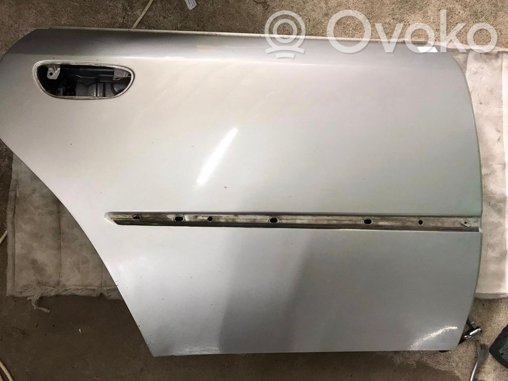 Subaru Legacy Galinės durys 