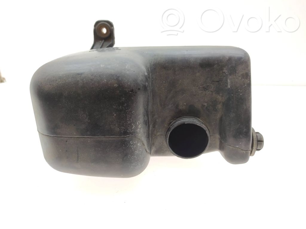 Subaru Outback Oro paėmimo kanalo detalė (-ės) 