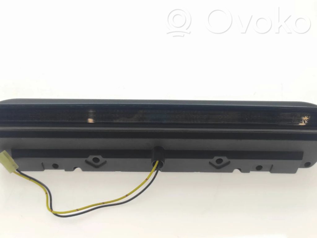 Subaru Forester SH Third/center stoplight 