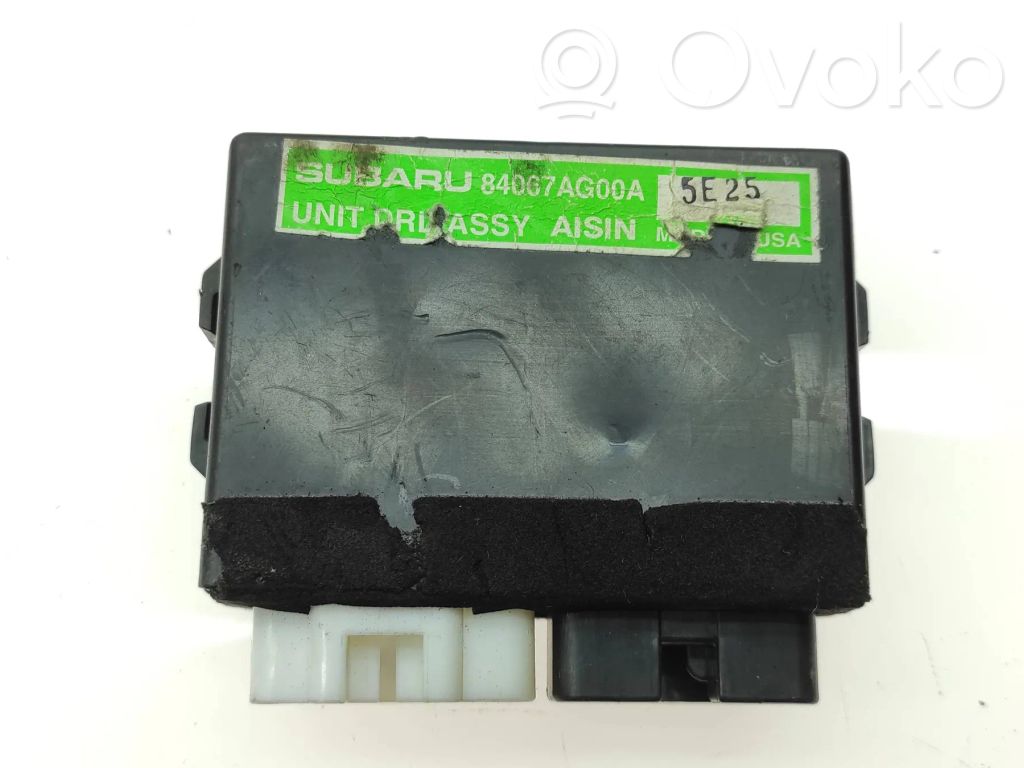 Subaru Legacy Light module LCM 
