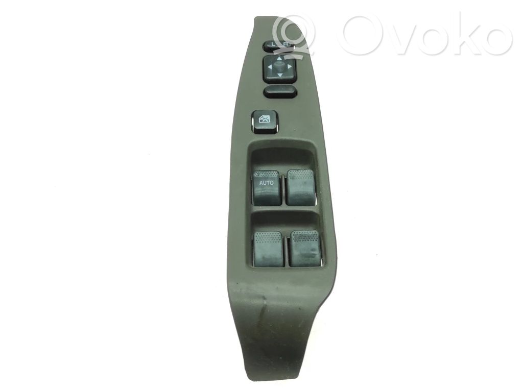 Subaru Outback Electric window control switch 