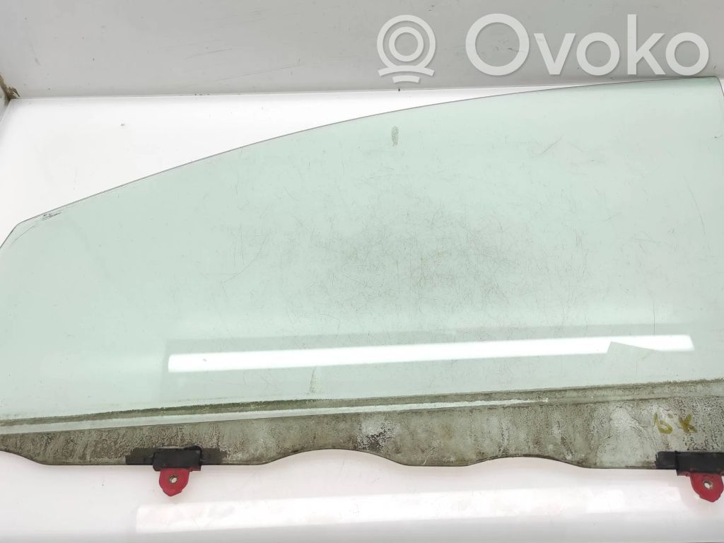 Toyota Avensis Verso Front door window glass four-door 