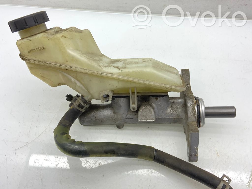 Toyota Corolla E120 E130 Pääjarrusylinteri 