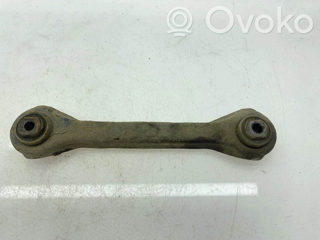 Rear control arm