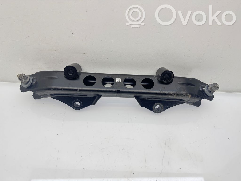 BMW iX Engine mounting bracket 