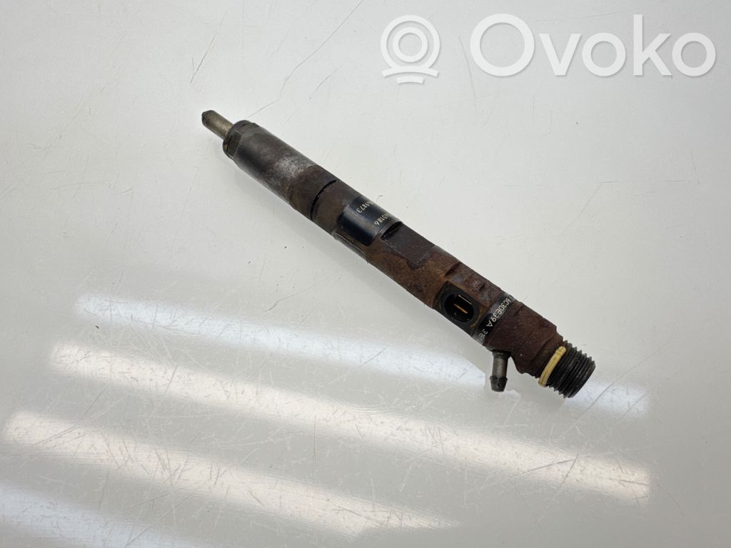 Nissan Micra Inyector de combustible 