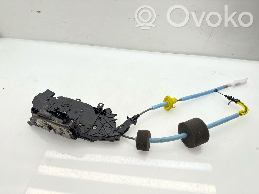 BMW 3 G20 G21 Front door lock 