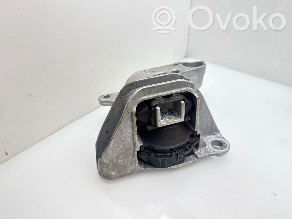 Nissan Juke II F16 Engine mount bracket 