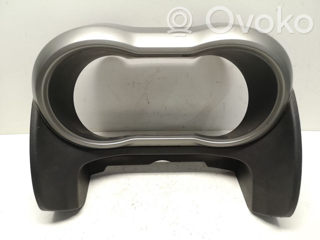 Nissan Note (E11) Dashboard trim 
