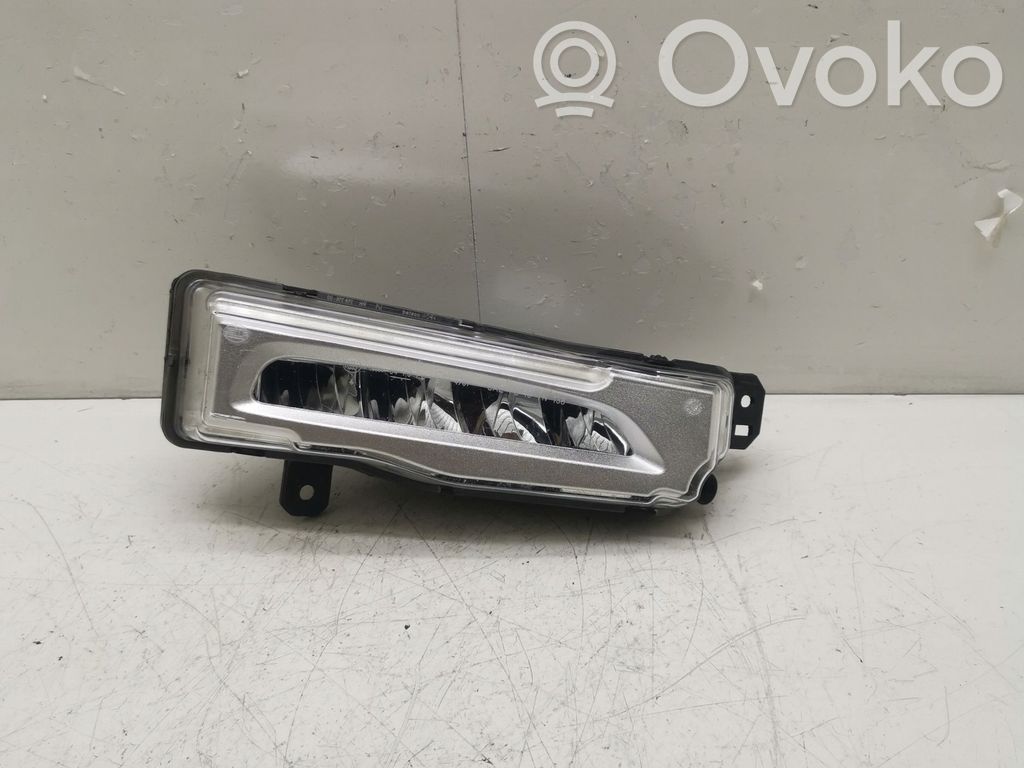 Etusumuvalo   7406366