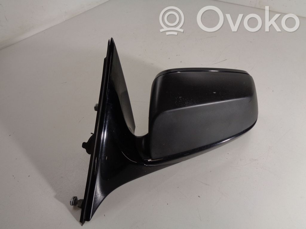 Elektryczne lusterko boczne drzwi przednich   F0152403U6680,X1052101